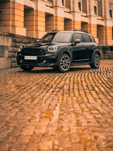 MINI Countryman Shadow Edition launched