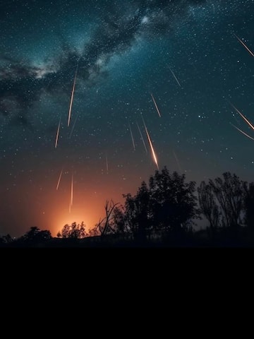 Orionid meteor shower peaks this month