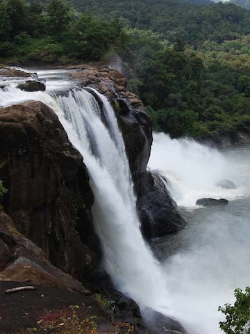 भारत के 5 खूबसूरत झरने, एक बार जरूर करें इनका रुख