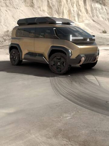 Mitsubishi D:X minivan concept debuts