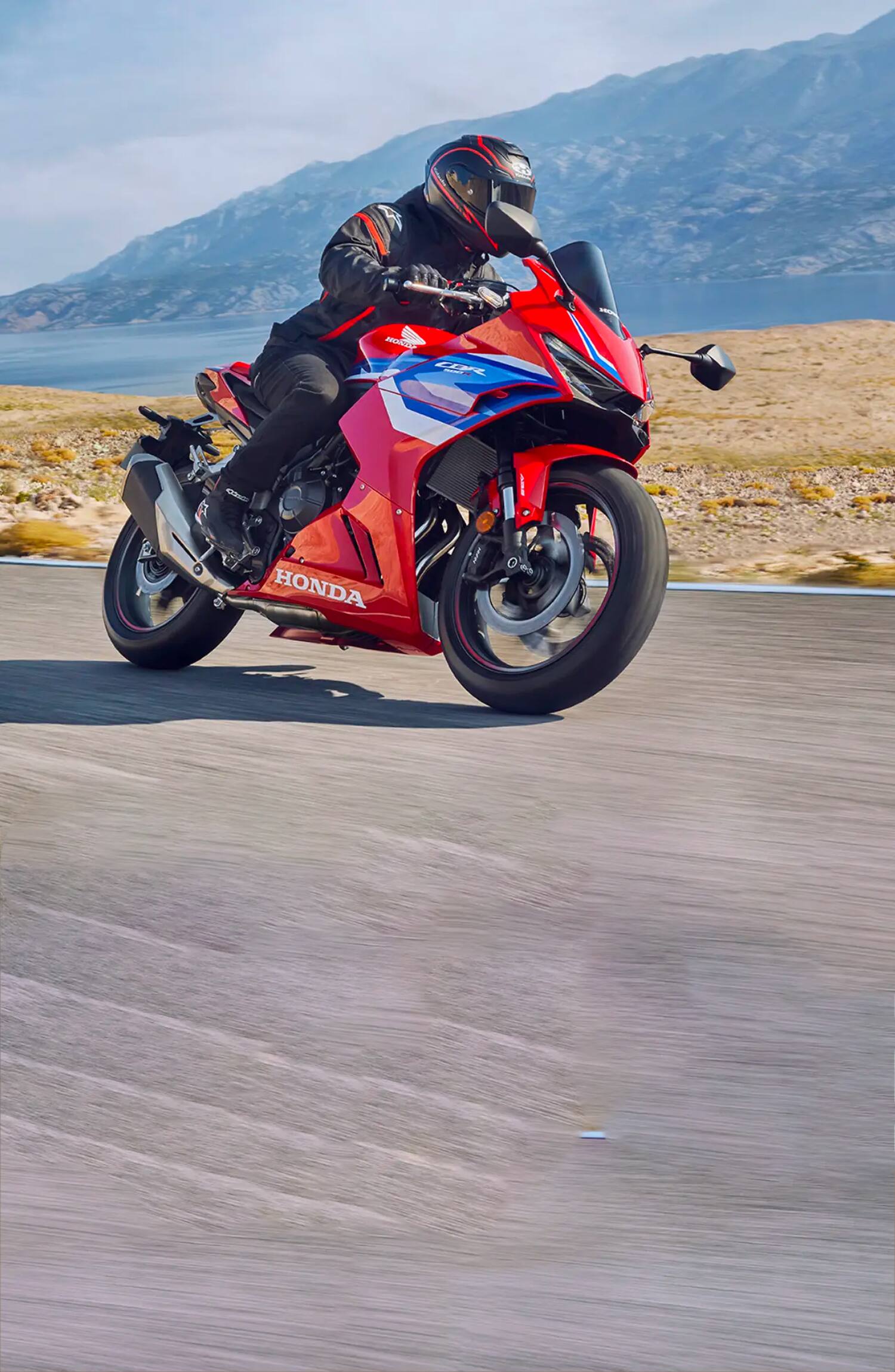 Best 11 Recommended Tires for 250cc Sports Motorcycles [CBR250RR, ZX-25R,  YZF-R25] | Webike News