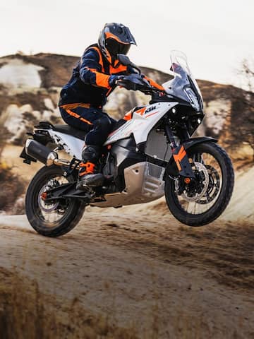 2024 KTM 790 Adventure breaks cover