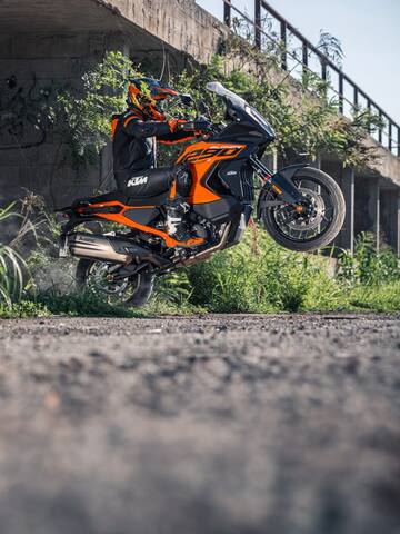 2024 KTM 1290 Super Adventure debuts